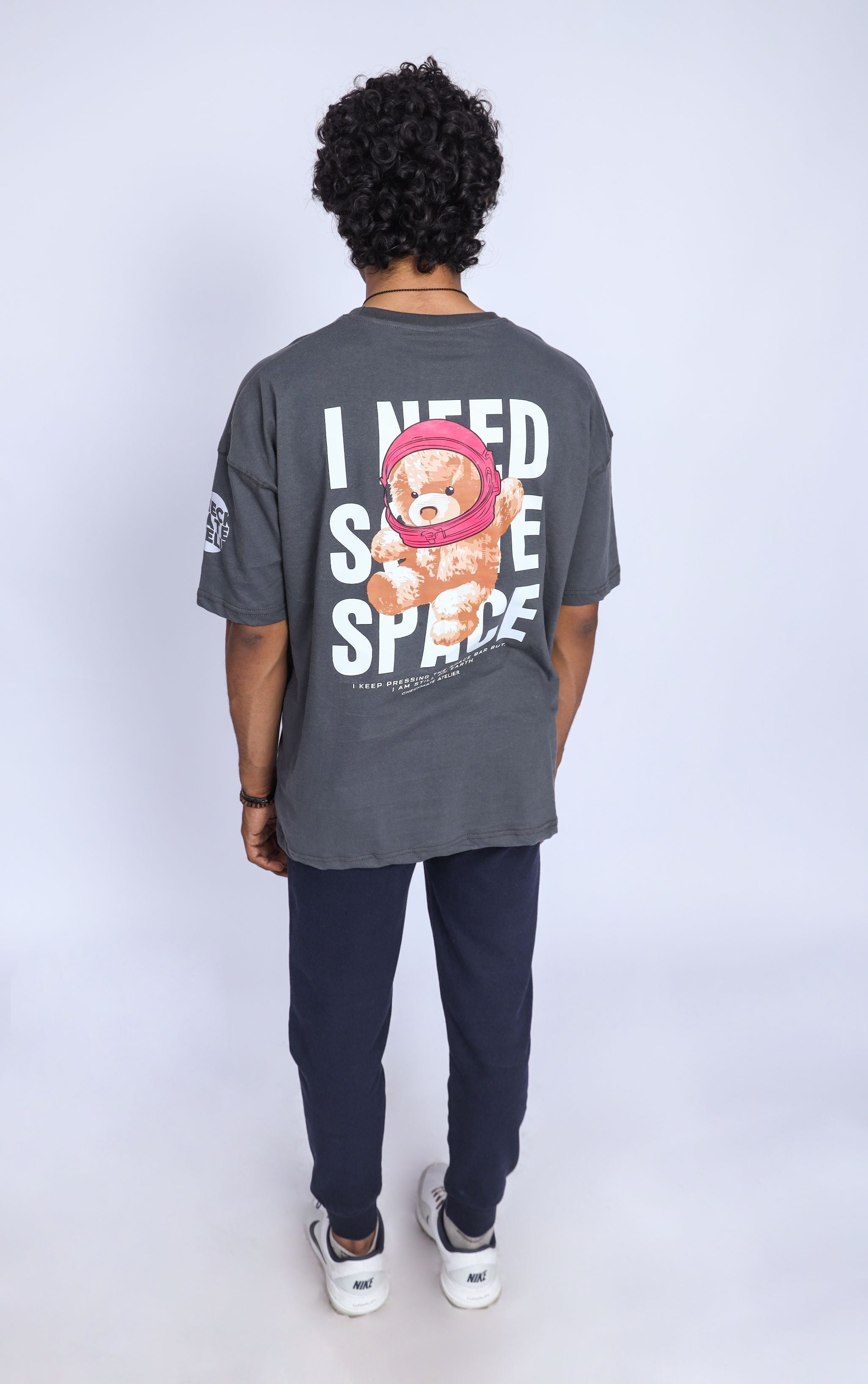 [MINOR FAULT] NEED SPACE OVERSIZED T-SHIRT